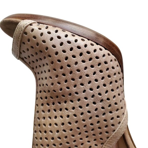 NINE WEST Perforated Leather Stacked Heel Peep Toe High Vamp Buckle Back Sandals - Picture 3 of 15